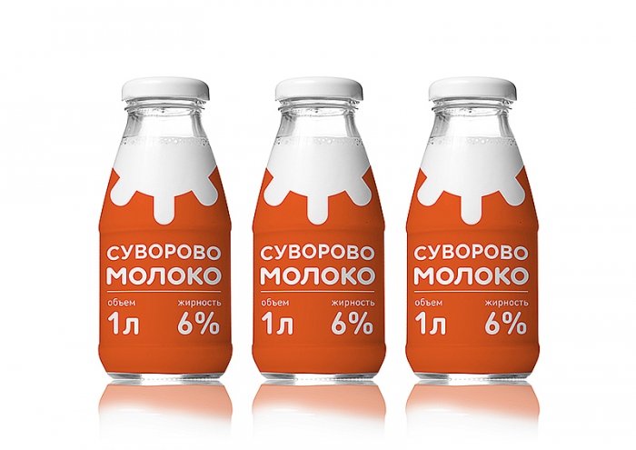 Примеры использования фирменного стиля животноводческого молочного комплекса «Суворово», 2015 год.
